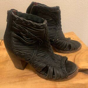 Freebird - Bela Leather Sandal - Black Size 8